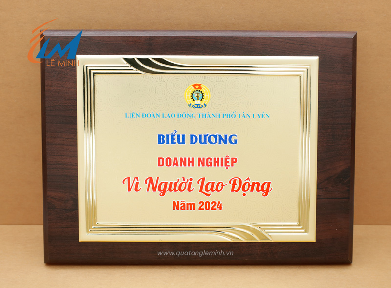 Mẫu bảng vinh danh đẹp