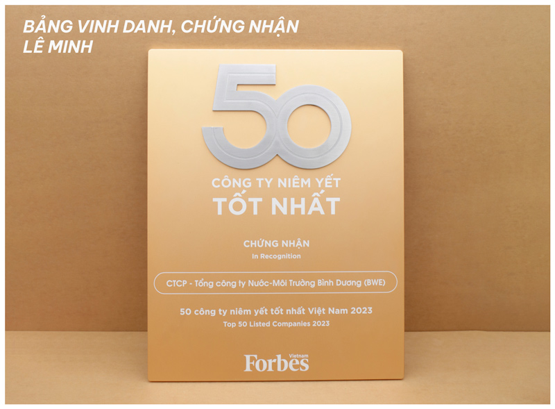 cung cấp bảng vinh danh, bảng chứng nhận, bằng khen