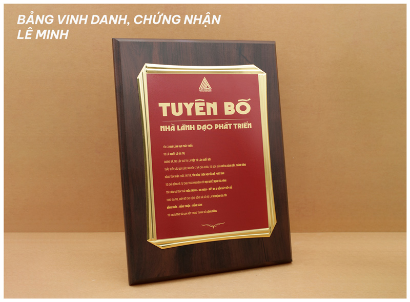 bảng vinh danh gỗ đồng