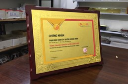 Ý NGHĨA CỦA KỶ NIỆM CHƯƠNG GỖ ĐỒNG KHÔNG PHẢI AI CŨNG BIẾT