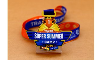 HUY CHUONG LAM THEO YEU CAU