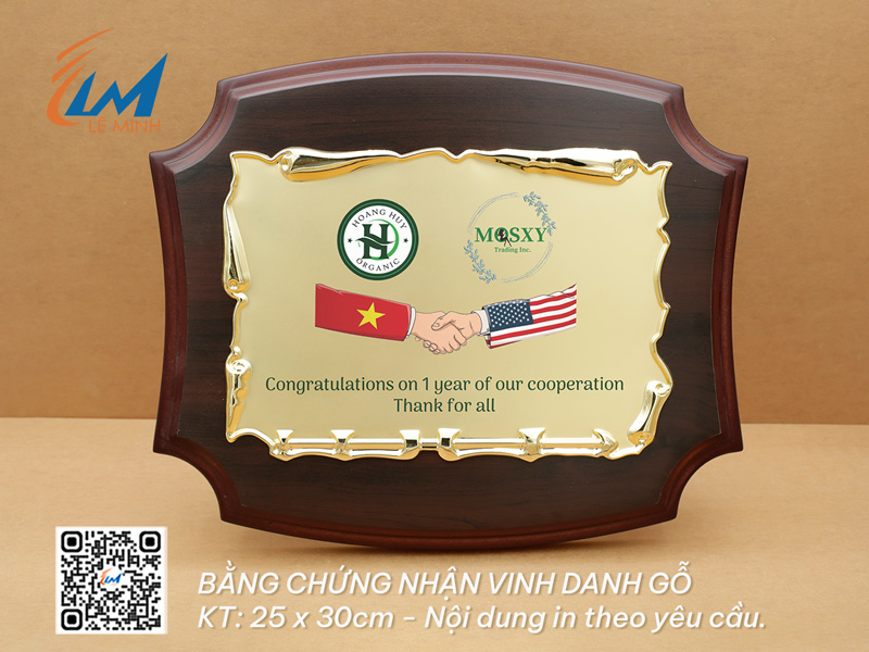 BẰNG CHỨNG NHẬN VINH DANH GỖ CAO CẤP