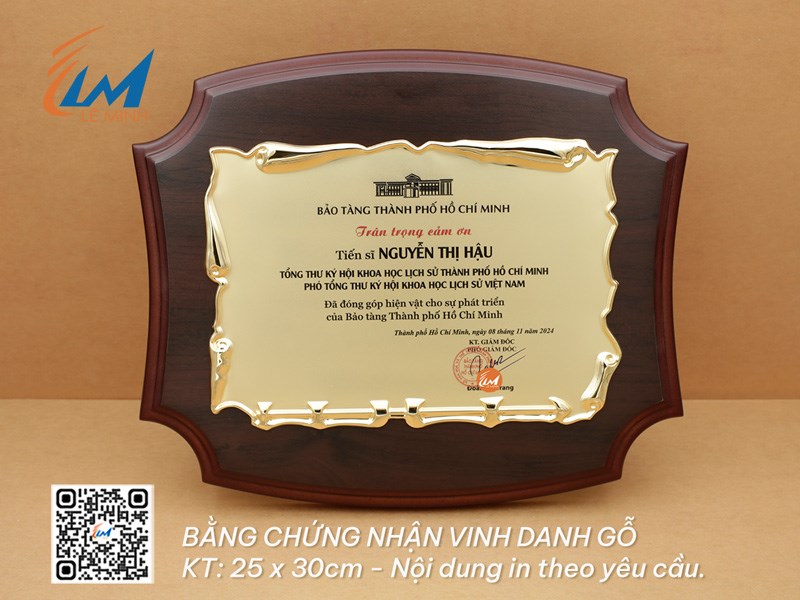 BẰNG CHỨNG NHẬN VINH DANH GỖ CAO CẤP