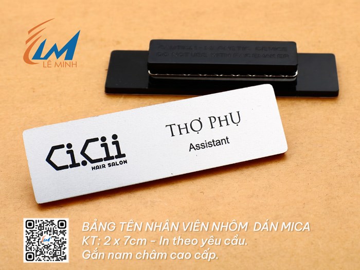 BẢNG TÊN NHÔM DÁN MICA