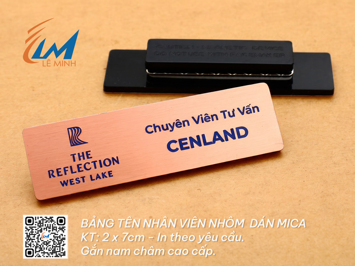 BẢNG TÊN NHÔM DÁN MICA