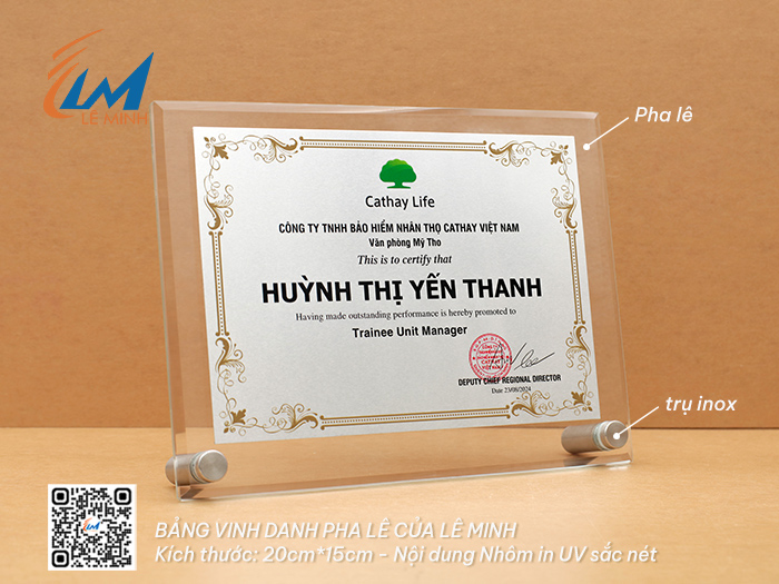 /UserUpload/Product/bang-vinh-danh-cathay-life-bang-pha-le-tai-le-minh-4.jpg