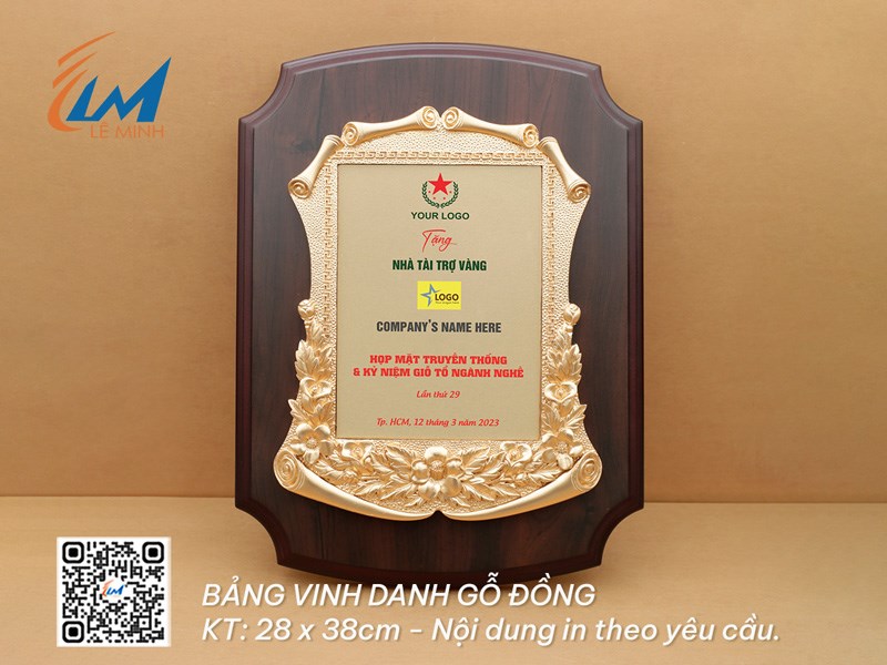 BẢNG VINH DANH GỖ ĐỒNG 28CM X 38CM