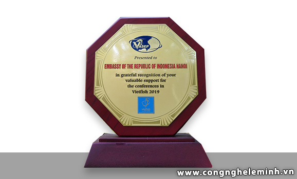 BIỂU TRƯNG GỖ ĐỒNG
