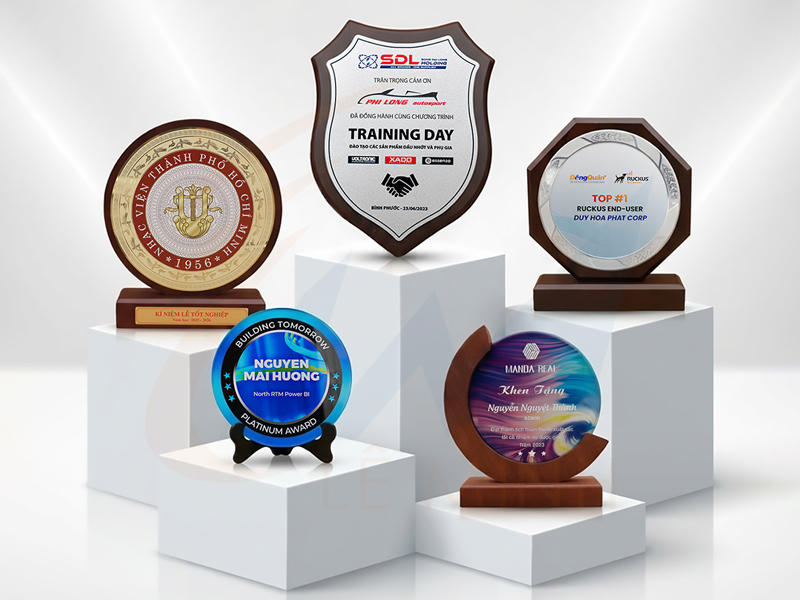 MẪU BIỂU TRƯNG GỖ ĐỒNG ĐẸP