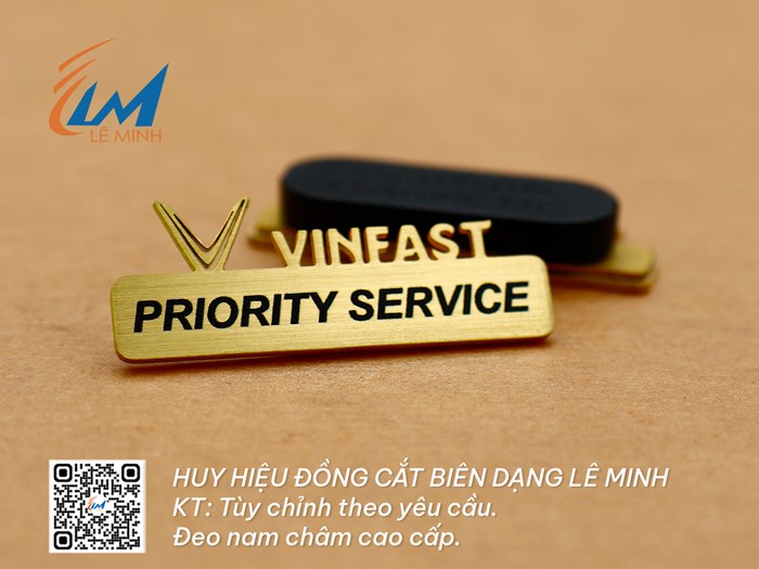 HUY HIỆU ĐỒNG IN UV TÙY CHỈNH THEO YÊU CẦU