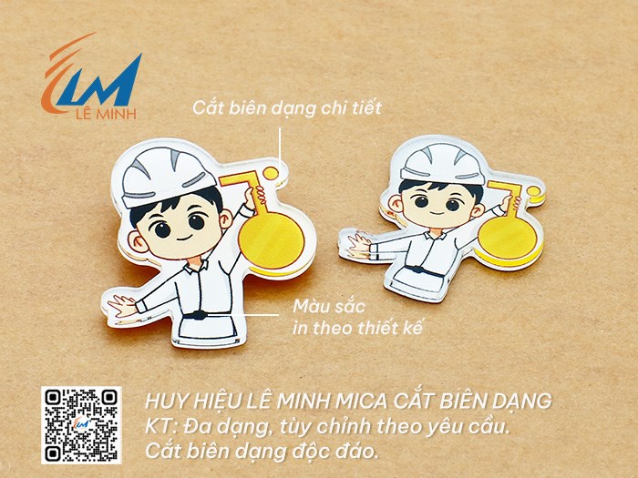 /UserUpload/Product/huy-hieu-deo-ao-nhua-mica-cat-bien-dang.jpg