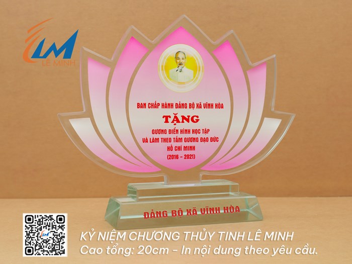 Mẫu kỷ niệm chương hoa sen giá từ 180k - 345k