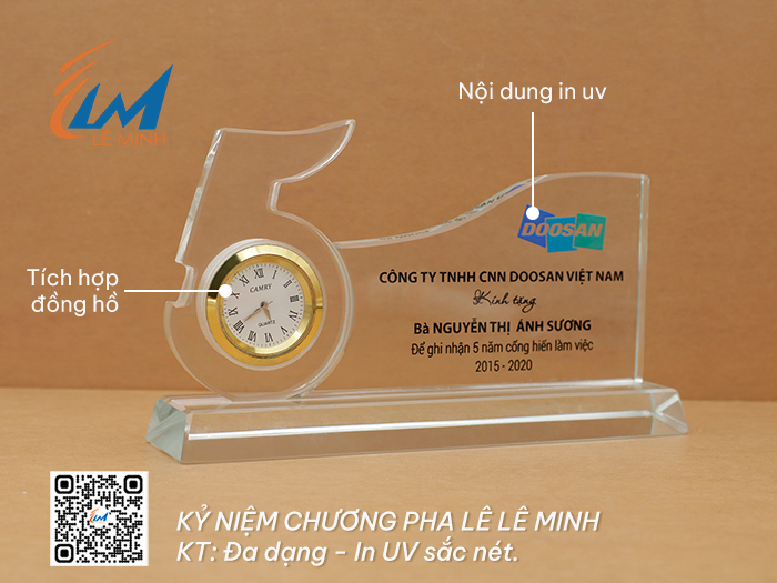 /UserUpload/Product/ky-niem-chuong-ky-niem-thanh-lap-1.jpg