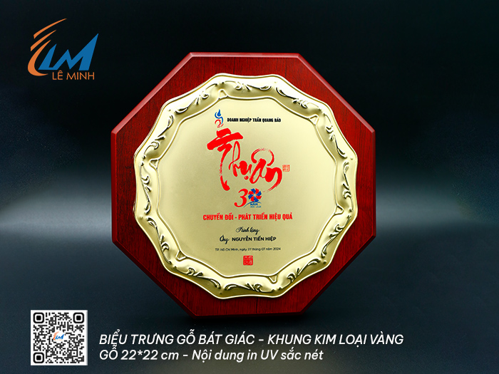 /UserUpload/Product/le-minh-bieu-trung-bat-giac-khung-kim-loai-1.jpg