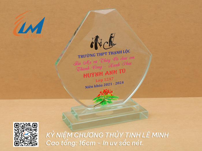 Mẫu kỷ niệm chương cơ bản giá từ 165k - 345k