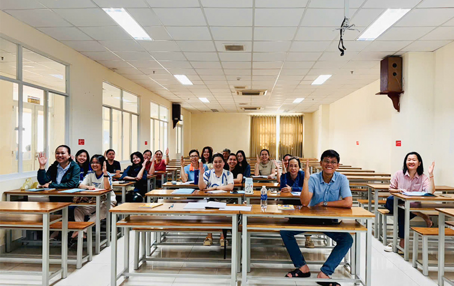 NÂNG CAO NHẬN THỨC, ĐẢM BẢO MÔI TRƯỜNG LÀM VIỆC AN TOÀN: CÔNG TY LÊ MINH TỔ CHỨC TẬP HUẤN AN TOÀN, VỆ SINH LAO ĐỘNG NĂM 2025
